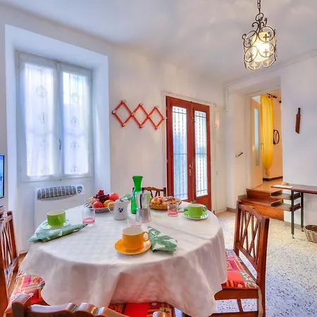 Apartman Casa Miriana Centro - Happy Stresa